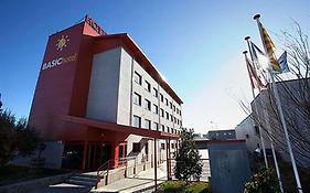 Hotel Basic