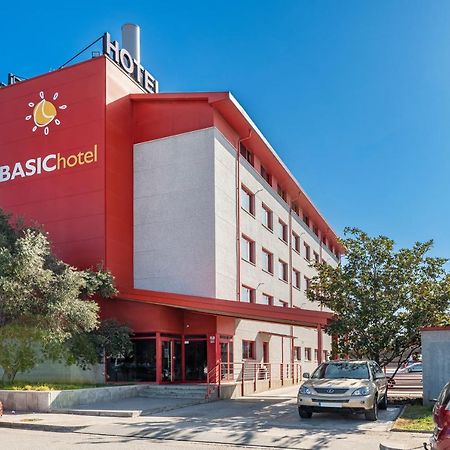 Hotel Basic Olerdola Exterior photo